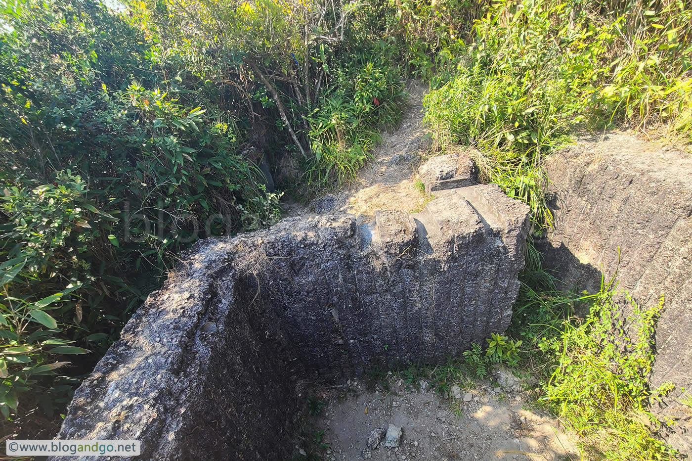 Shing Mun Redoubt - Ruins of PB 401b and Oxford Street Tunnel Entrance